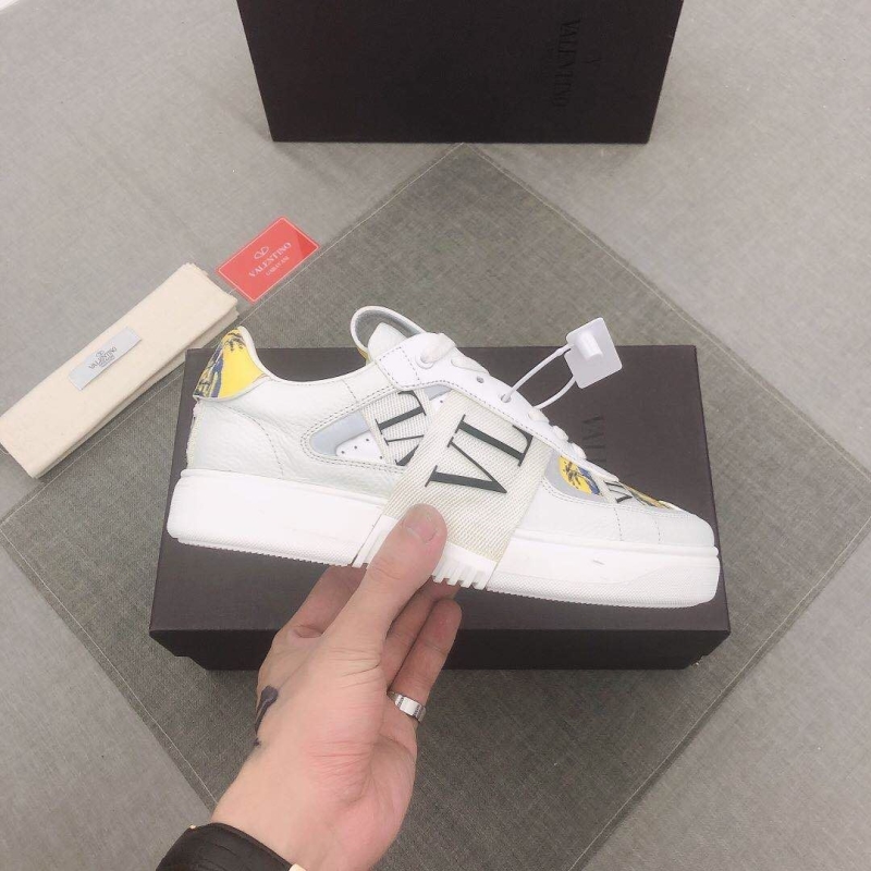 Valentino Sneakers